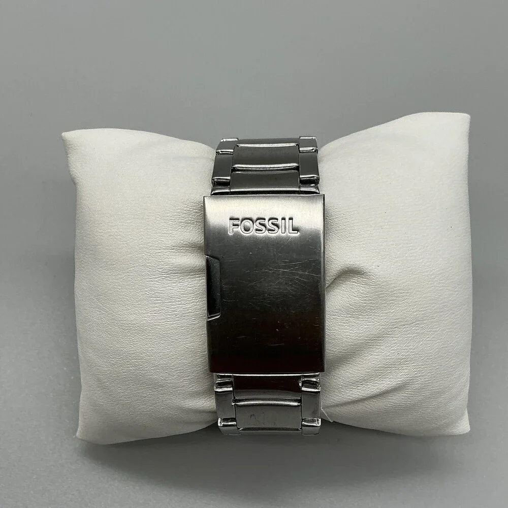 Fossil Justine BQ1680 Womens Watch 40mm Blue MOP Stainless New Battery 6